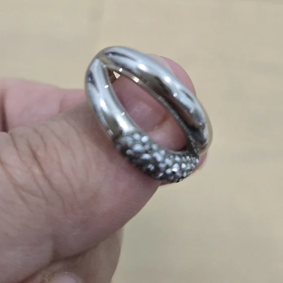 Swarovski Ring - Picture 2 of 6